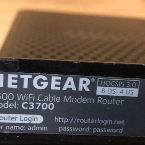Netgear C3700V2 N600 WiFi Cable Modem Router 8x4 Download speeds - Picture 12 of 15